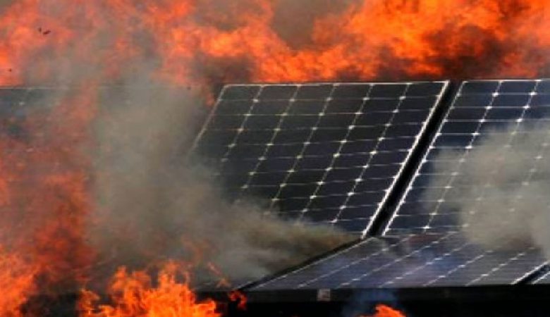 آتش-سوزی-نیروگاه-خورشیدی