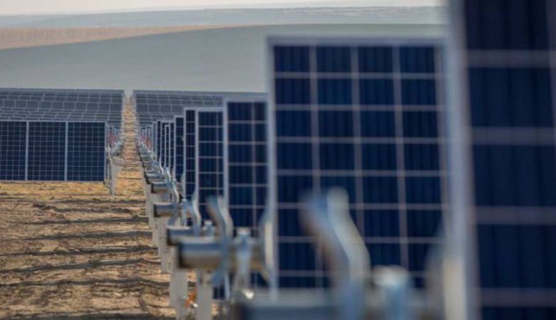 کاهش قیمت نیروگاه خورشیدی
